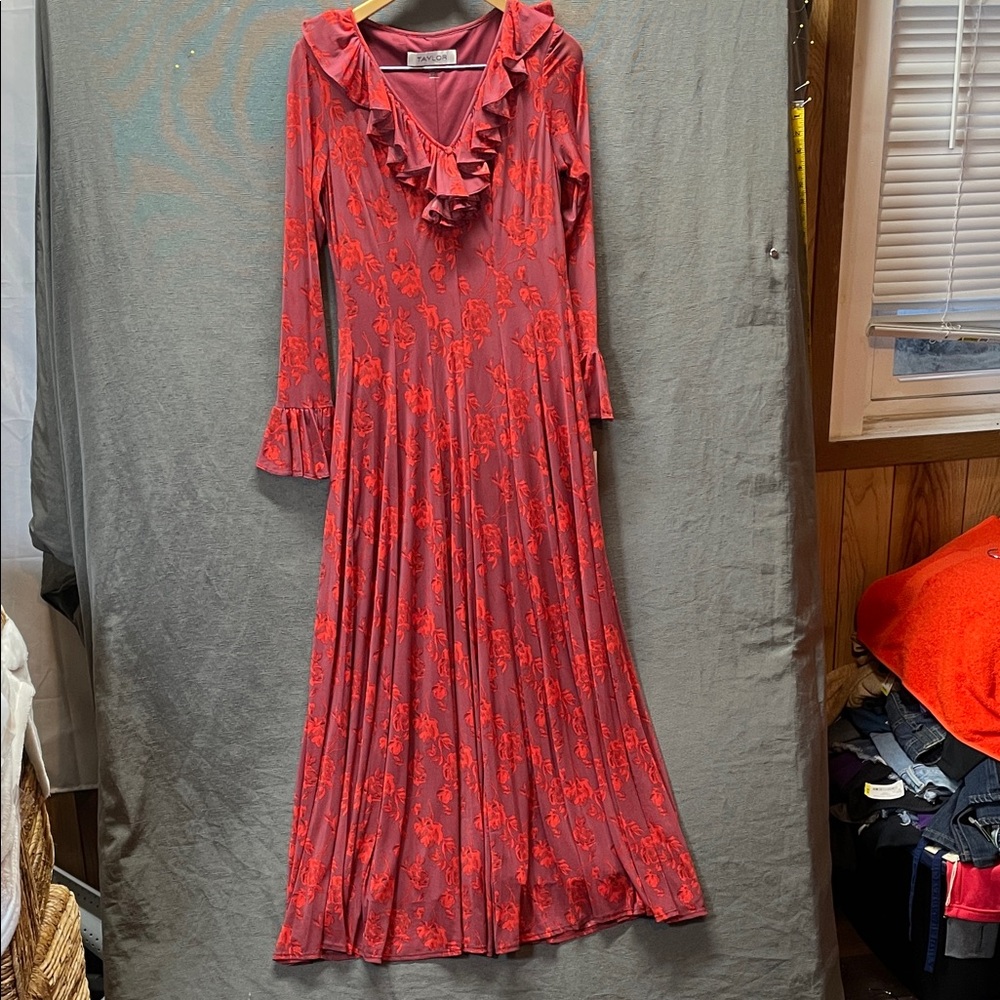 Taylor Red rufle V neck flare Long Sleeve elegant Floral maxi Dress - Picture 3 of 8